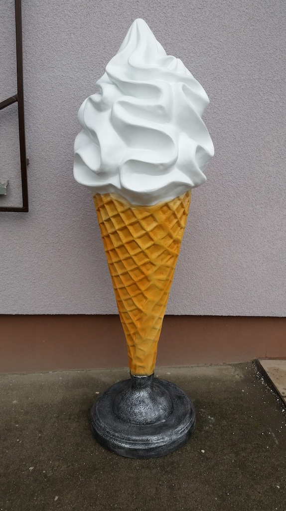 Werbefigur / Gastronomie - Eis in XXL - 140 cm - Eiswaffel
