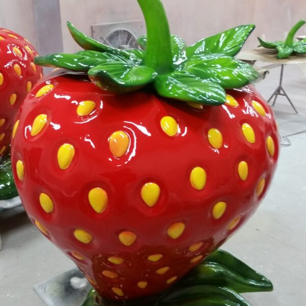 XXXL Hochglanz Erdbeere -  140 cm